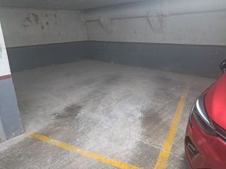 Car parking  Carrer mestre serrano. Se vende plaza de garaje en paiporta