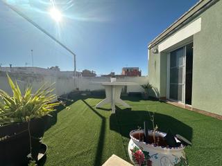 House in Grau - Quintanes. Casa esquinera
