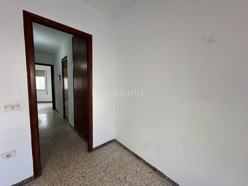 Foto cea91e9f-97b8-40ca-8bc1-2f4ce797bc2a. Edificio  ideal inversores en Casc Antic Amposta