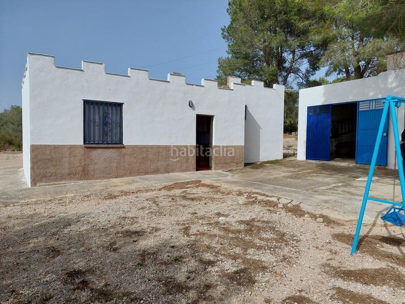 Foto 65b06253-12fe-4e6f-ae5f-cd40f47de435. Masia amb aparcament a Freginals