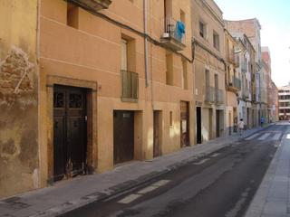 Édifice  Carrer dels esquiladors. Edifici en ple centre ciutat