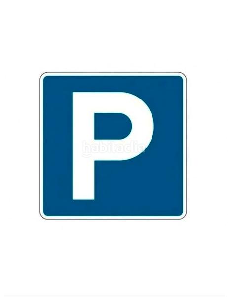Foto de97be61-3b41-418e-9df5-19849626a019. Parking coche venda parquing en Llevant Igualada