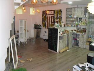 Location Local commercial à N/a. Local en ple centre ciutat