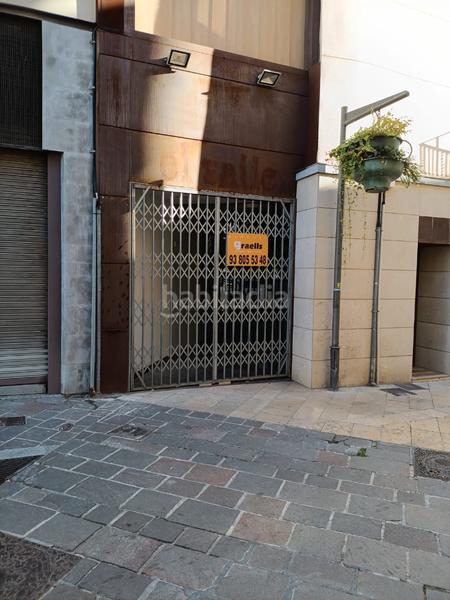 Foto 1f635530-f838-41c7-9a3f-ee98f800aed6. Location local commercial dans carrer nou 3 dans Centre Igualada