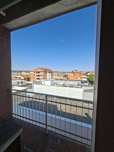 Foto 081ffc0f-4b86-4e96-90e2-44d0ff0190d4. Pis amb calefacció a Centre Igualada