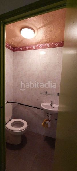 Foto c6499424-d7ad-4f66-89b8-c6c152079b4a. Alquiler local comercial en carrer de l'argent 22 local de lloguer al carrer argen en Igualada