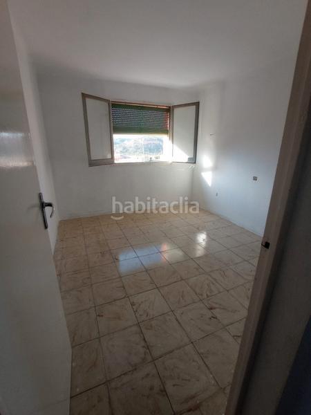 Foto b71f6b91-930e-4820-8295-8d56328f7a5b. Pis a Riba-roja d´Ebre