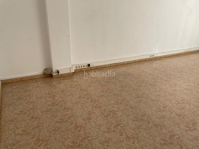 Foto 323cc06c-1989-4daf-9614-be30bc90c95c. Local comercial en Mont Ferrant-Joan Carles I Blanes