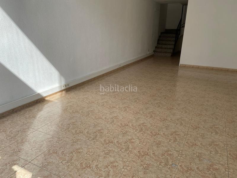 Foto b4f7aaf7-3280-4d53-8c6d-4a9a86cc09b2. Local comercial en Mont Ferrant-Joan Carles I Blanes