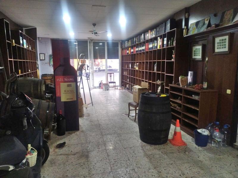 Foto 182dc2c1-9d36-4bb4-b08a-2793c6dbdf04. Local comercial a Els Pins Blanes