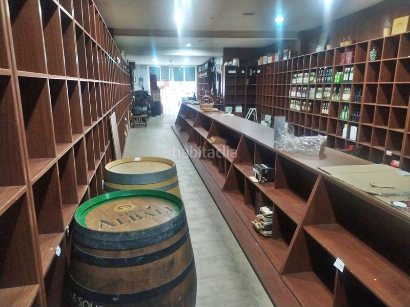 Foto e9c2d7ab-2957-4476-acaa-d09c582ff8d3. Local comercial a Els Pins Blanes