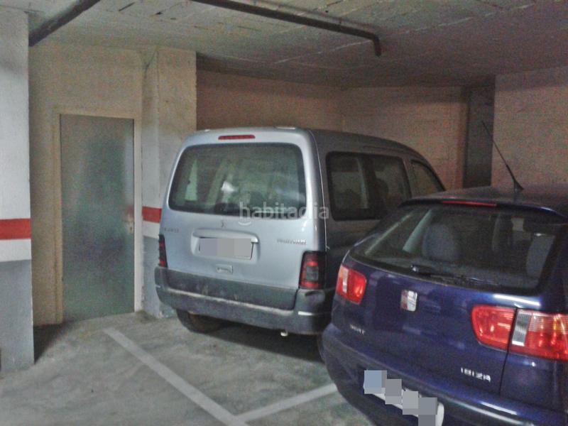 Foto 3889d340-cb65-453d-9d22-c84cc106206b. Parking coche en Centre Blanes