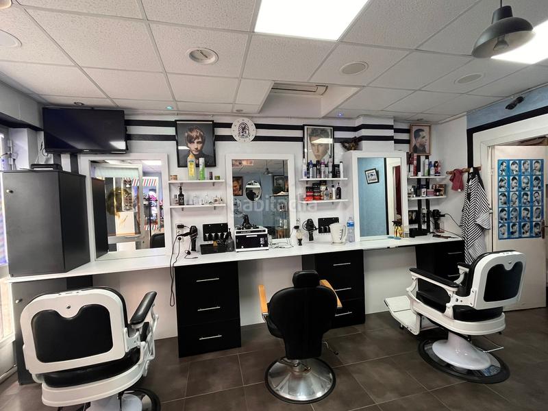 Foto 64544f47-17e0-43cf-b66f-7609a5803119. Local comercial amb calefacció a Els Pins Blanes