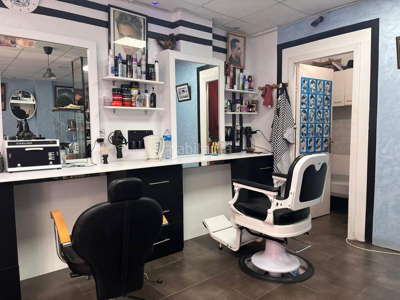 Foto 58787e4d-3991-4fb6-9639-af3ba5b02755. Locale commerciale con riscaldamento in Els Pins Blanes