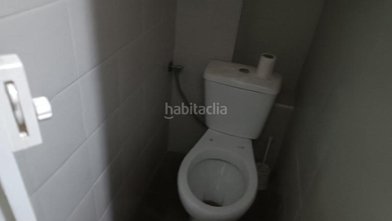 Foto 5b2c760f-132c-4024-a6ab-989626837c93. Local commercial avec chauffage dans Singuerlín Santa Coloma de Gramenet