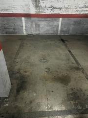 Aparcament cotxe  Carrer mossèn sebastià puig. Parking doble en salt
