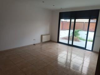 Casa a schiera in Preses (Les). Casa en les preses