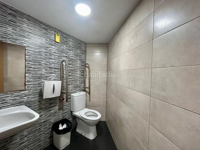 Foto 237414fe-6fa4-4319-9970-386359111c6b. Local comercial a Mercat-Mas Moixa Blanes