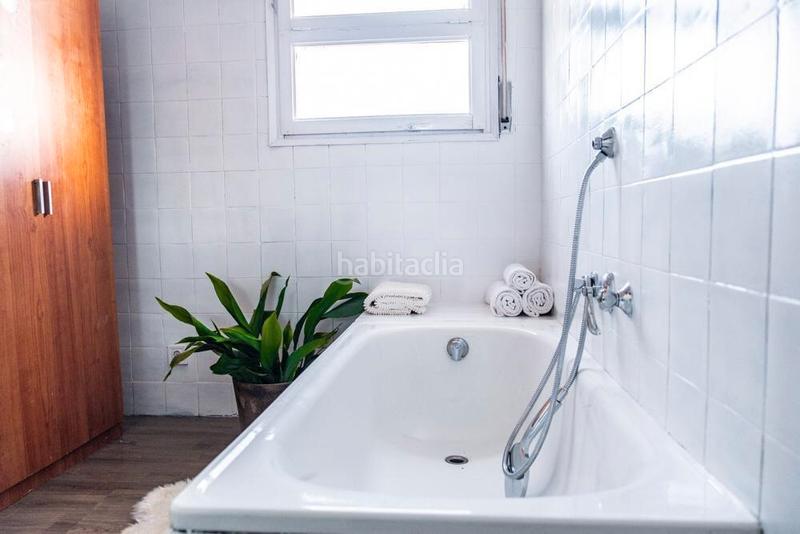 Foto 4e355b13-c56b-4891-be4f-fe573a7b35a7. Pis amb xemeneia calefacció a Centre Vidreres