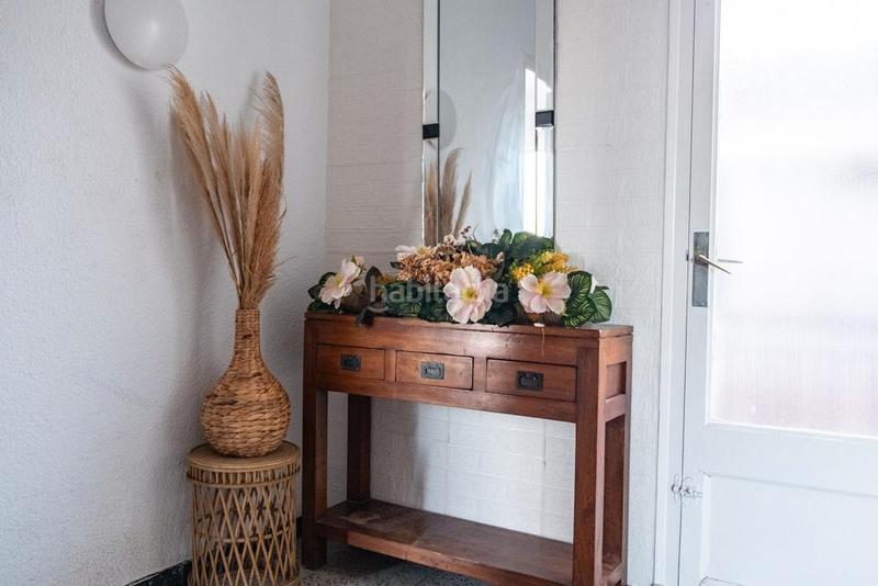 Foto 5fc99b24-a914-4a42-81b2-0105d6ec8eae. Pis amb xemeneia calefacció a Centre Vidreres