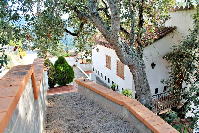 Foto bbc86440-56cf-42c7-a42d-4f21b9e6d3e3. Chalet with fireplace in Serra Brava Lloret de Mar