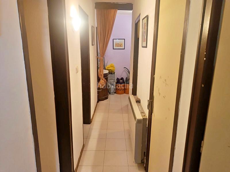 Foto 5f0b34f2-428e-43ad-86f5-5a24b0b2e186. Piso  esquinero en Balaguer