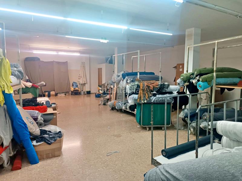 Foto 270008e1-06f2-405b-8069-6b13a90345bf. Local comercial amb calefacció a La Llàntia Mataró