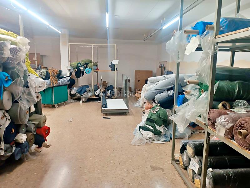 Foto 38193f77-6040-4491-b58e-25a5eded3fa4. Local comercial amb calefacció a La Llàntia Mataró