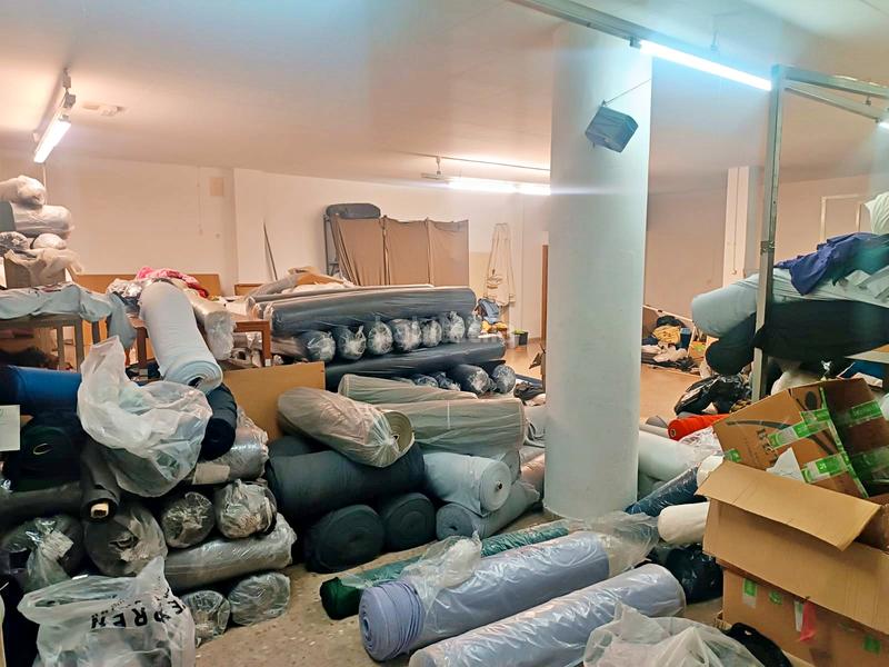 Foto 44821001-a11b-419c-b059-55cc6f51d6c3. Local comercial amb calefacció a La Llàntia Mataró