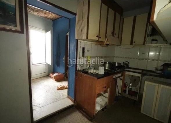 Foto 05c1b719-2ef9-4647-8fa8-bcabd71a3f10. Casa adossada a Els Pavos Blanes