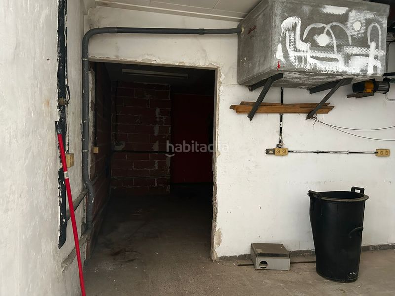 Foto bd7e0085-3cb9-4368-ad29-ab2dbf0159ef. Rent business premise in Els Pins Blanes