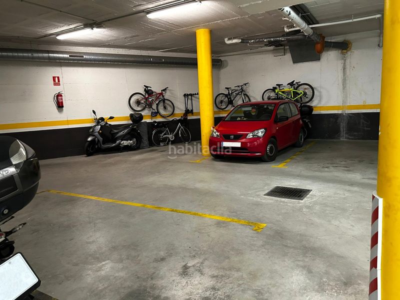 Foto 59fa9a23-171f-4cad-985c-33f192de3f79. Aparcament cotxe a Palafolls