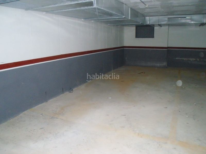 Foto 02d18a31-f83a-4021-9454-4206a6479e37. Aparcament cotxe a Fenals Lloret de Mar