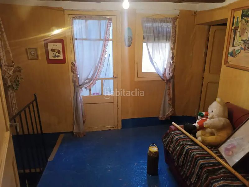 Foto 685d25c0-856f-475e-9f80-1b2720d6a3f4. Casa adossada a Ascó