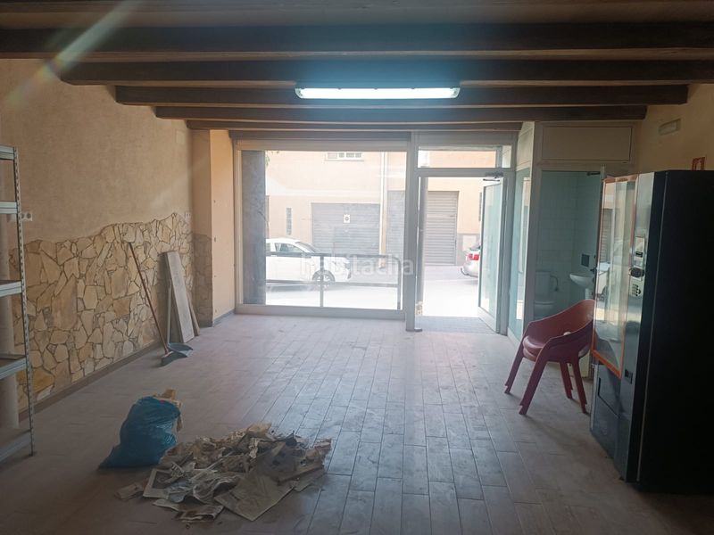 Foto 9e881aa6-3aad-4986-8cfa-cd4c84ab241e. Local comercial a Centre Vidreres