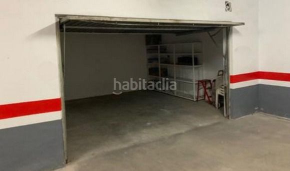 Foto eb95b0e3-2fbc-4431-9618-28d2fedabc81. Aparcament cotxe a Centre Lloret de Mar