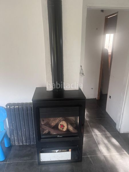 Foto c8a77e1c-d867-4e57-93c6-c7e190a21354. Flat with heating in Berga