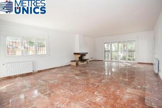 Xalet  Carrer del picat. Gran casa a cuatro vientos en sant vicen de montalt
