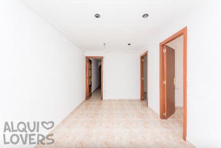 Pis  Carrer de sant joan. Piso ocupado en c/sant joan, plana lledó, mollet