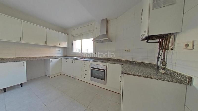 Foto 87c0947c-ada3-43eb-b0f7-994f2a2f7da2. Maison jumelée avec chauffage dans Sant miquel Granollers