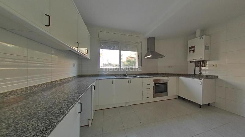 Foto b73ba5a6-6ff0-4383-a95e-746a24ba3467. Maison jumelée avec chauffage dans Sant miquel Granollers