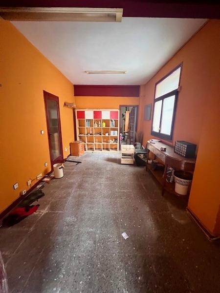 Foto cad1d71f-0ac5-4281-b196-e3037e87a929. Local comercial local okupado en El Palau - Escorxador Mataró