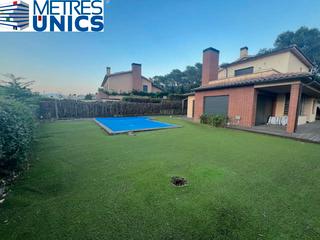 Casa en Roca del Vallès (La). Casa unifamiliar en santa agnès de malanyanes