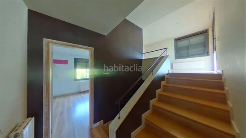 Foto 33b67edc-3d53-46f0-b472-b0dac91f2b13. Casa con camino riscaldamento parcheggio piscina in Roca del Vallès (La)