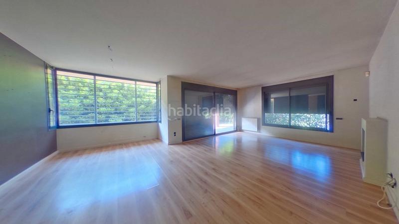 Foto 8600688b-55c0-4325-84f7-0fb3e7cb10b6. Casa con camino riscaldamento parcheggio piscina in Roca del Vallès (La)