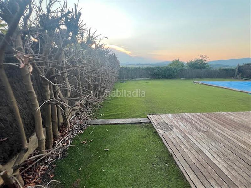 Foto bfb98537-0340-4059-a27e-59bcc4f7d609. Casa con camino riscaldamento parcheggio piscina in Roca del Vallès (La)