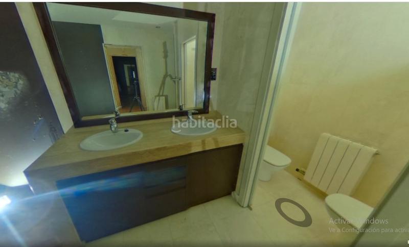 Foto f9568779-a90c-4b38-b29d-a97930db6175. Casa con camino riscaldamento parcheggio piscina in Roca del Vallès (La)