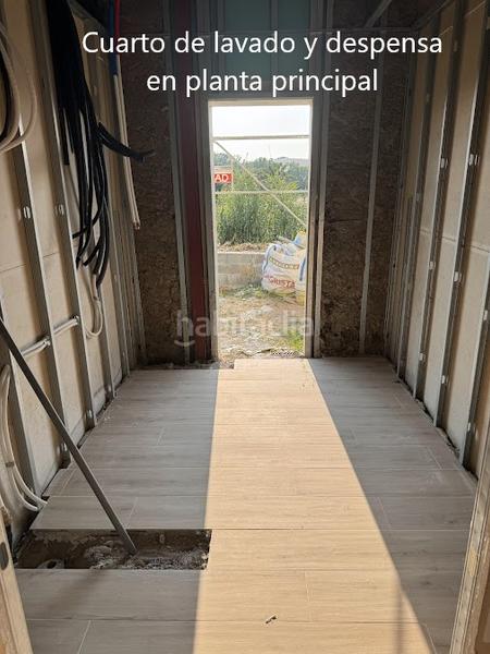 Foto 404fc36c-adc2-4e28-a8b5-26fef93bf424. Casa amb aparcament piscina a Roca del Vallès (La)