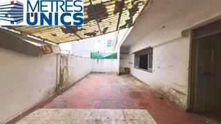 Pis  Carrer de la repblica dominicana. Primer piso con terraza