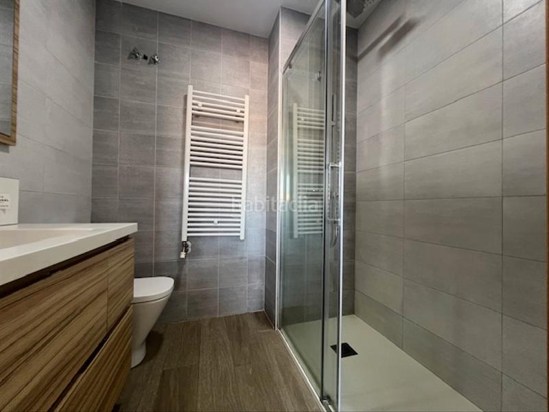 Foto 3705393c-8ccb-4805-b500-5bb5b124e895. Casa bifamiliare con riscaldamento parcheggio in Roca del Vallès (La)